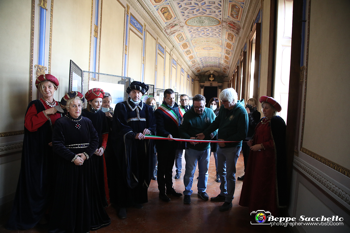 VBS_5895 - 10.ma Fiera Nazionale del Tartufo e Fiera dei Santi.jpg